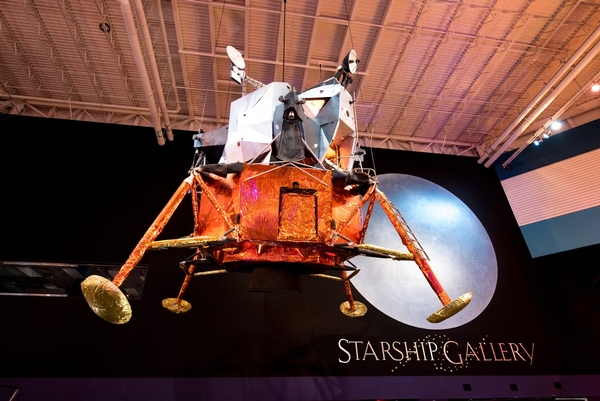 Space Center Houston Image #12