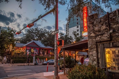 Stubb's Bar-B-Q Image #4 Stubb's Bar-B-Q Image #4